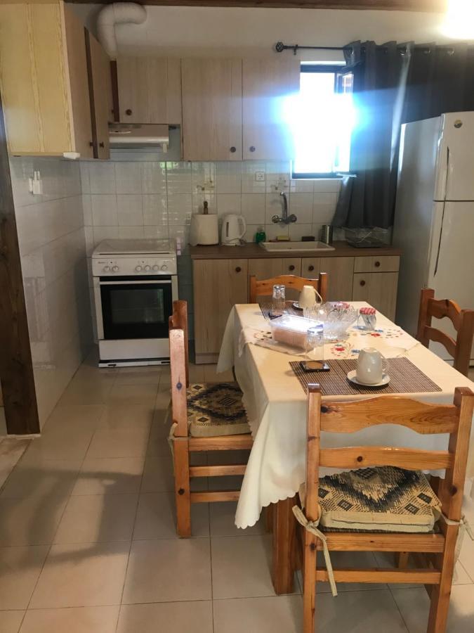 Gourgiana Apartments Андрицена Экстерьер фото